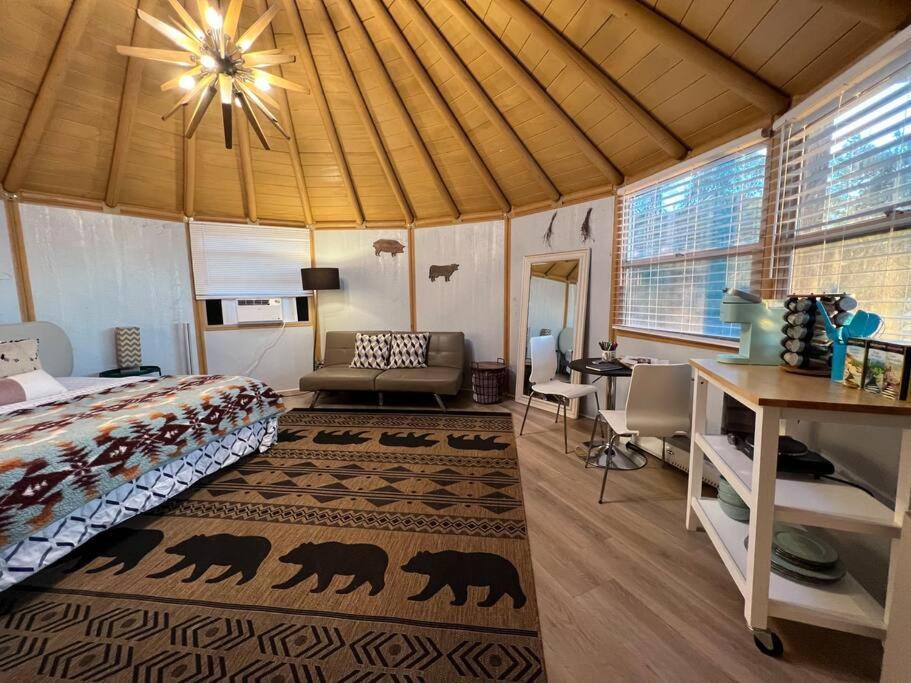 Glamping-sky Dome Yurt-tiny House-2 Modern Composting Toilet *