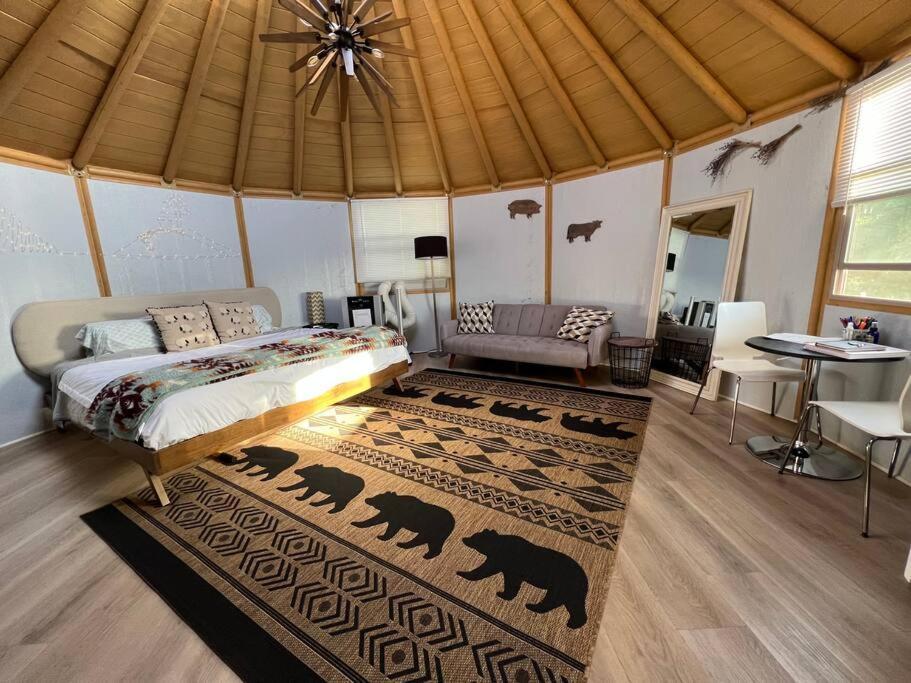Glamping-sky Dome Yurt-tiny House-2 By Lavenders Field